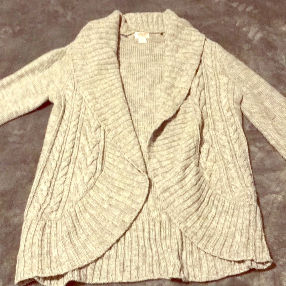 Grey sweater